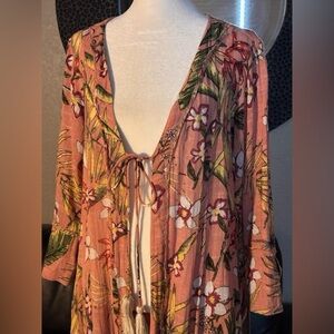 ZL VINTAGE SOUL Swim Cover-Duster
NEVER WORN OR WASHED
BEAUTIFUL-QUALITY❤️